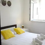 4pax On The With Garden, Sea View, Terrace & Parking - Ap A1 Apartman